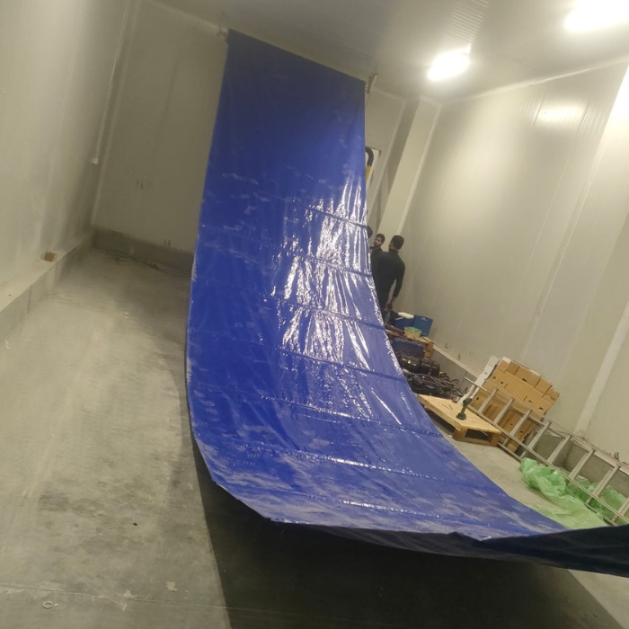 ستائر عزل حراري لغرف التبريد والتجميد